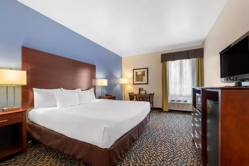 キングサイズベッドのスタンダードルーム, Best Western Plus Covered Bridge Inn