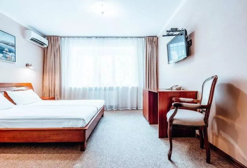Superior-huone, Black Sea Hotel Kyiv