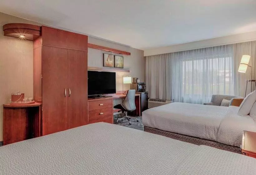 ２ダブルベッドのスタンダードルーム, Courtyard By Marriot Cranbury South Brunswick