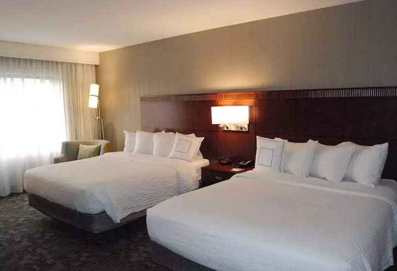 スタンダードルーム, Courtyard By Marriot Cranbury South Brunswick