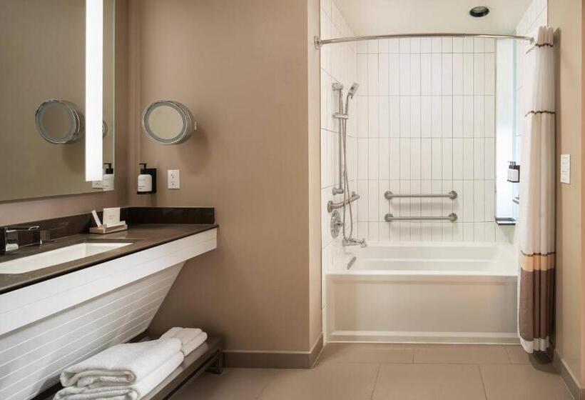 غرفة قياسية سرير كينج, Epicurean Hotel, Autograph Collection