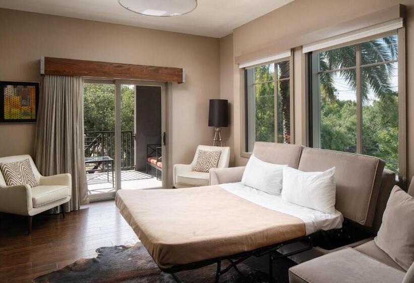 جناح, Epicurean Hotel, Autograph Collection