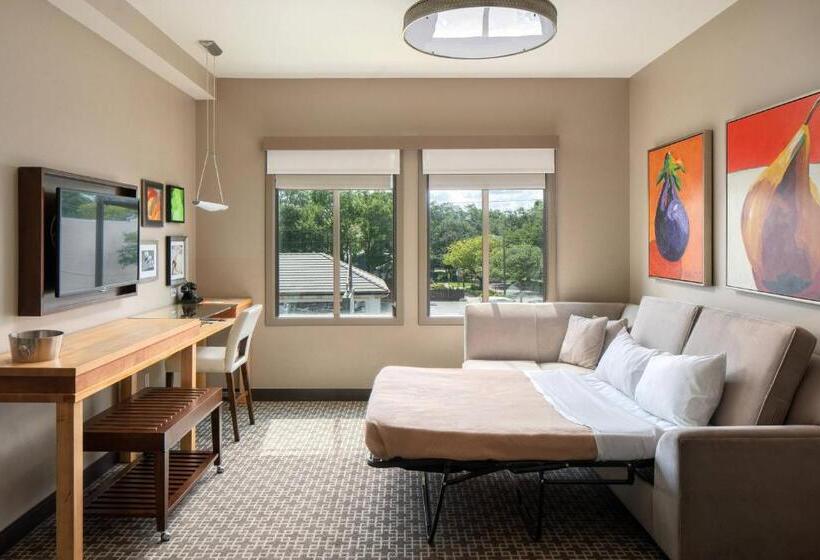 جناح جونيور, Epicurean Hotel, Autograph Collection