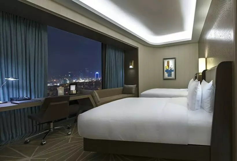 Standard Room, Hilton Istanbul Kozyatagi