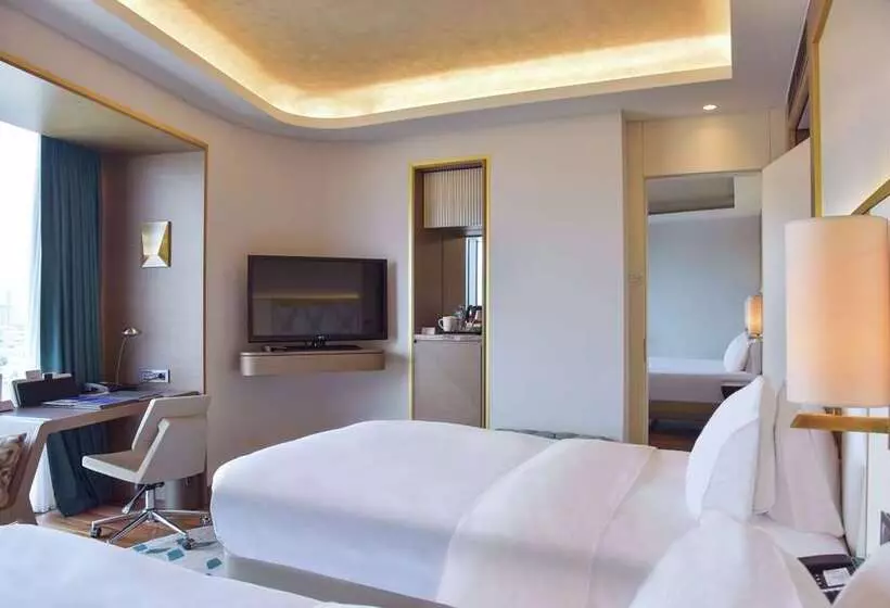 Family Room, Hilton Istanbul Kozyatagi
