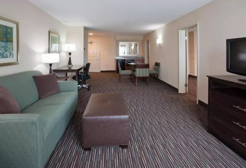 身障者適用スイートルーム, Holiday Inn Express & Suites Willmar, An Ihg