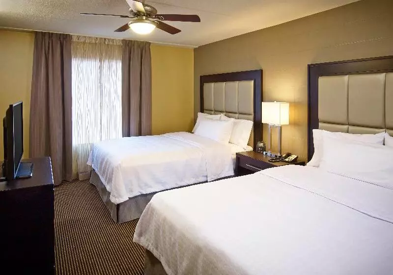 ２ベッドスイートルーム, Homewood Suites By Hilton Hamilton, Ontario, Canada