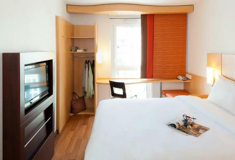 ダブルベッドスタンダードルーム, Ibis München City Süd