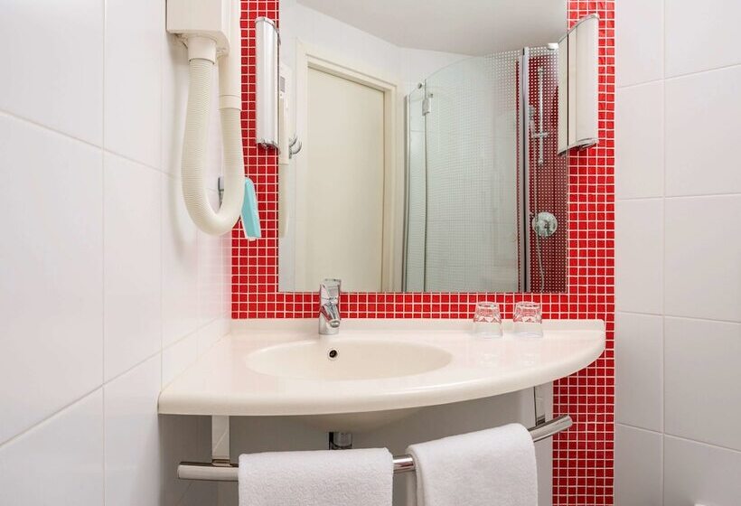 スタンダードルーム, Ibis Moscow Centre Bakhrushina