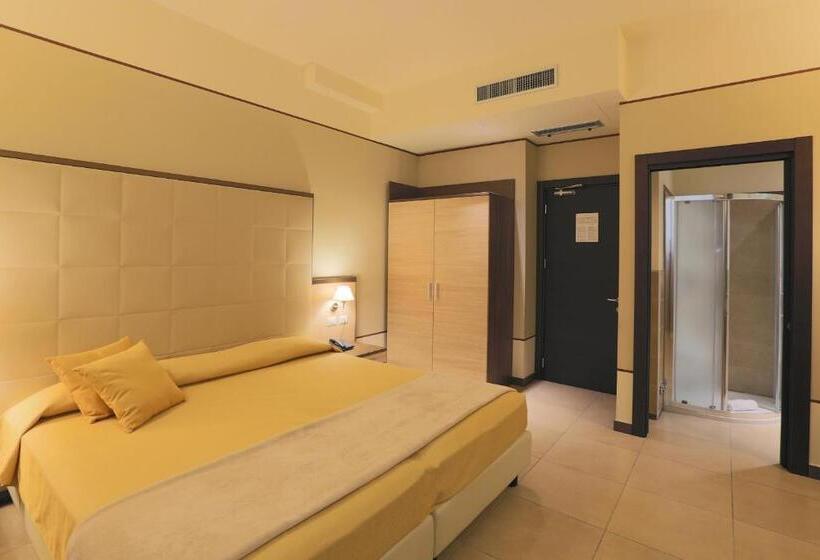 バルコニー付きスタンダードルーム, Milazzo