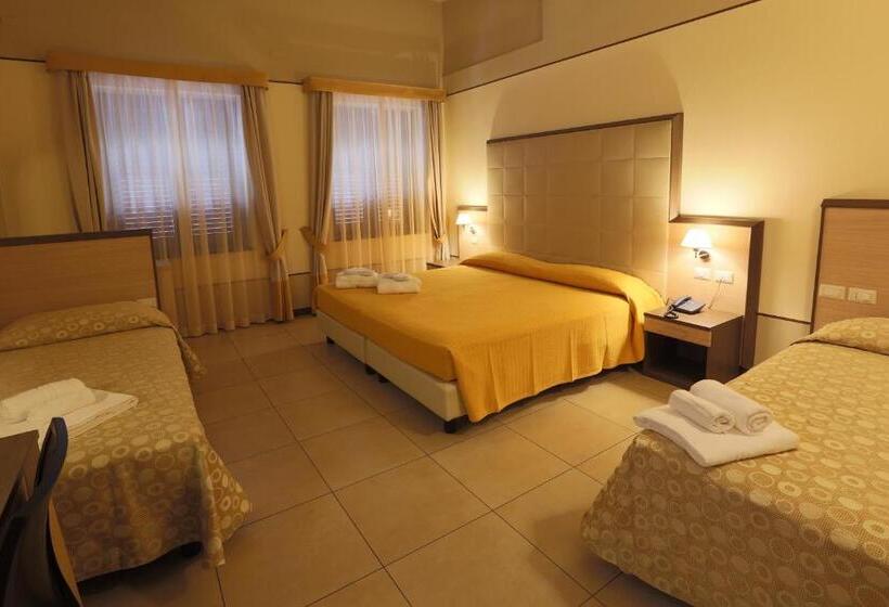 バルコニー付きスタンダードルーム, Milazzo