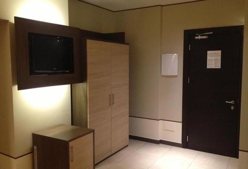 バルコニー付きスタンダードトリプルルーム, Milazzo