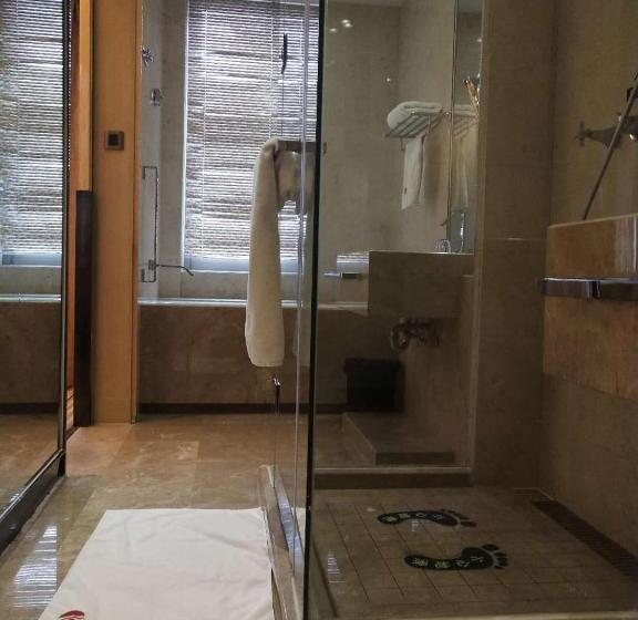 חדר ביזנס, Ramada Plaza Qiandeng Kunshan