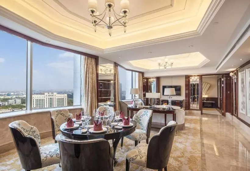 プレジデントスイートルーム, Ramada Plaza Qiandeng Kunshan