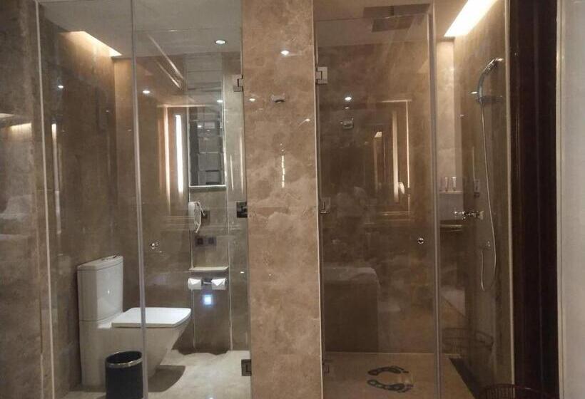 סוויטה משפחתית, Ramada Plaza Qiandeng Kunshan