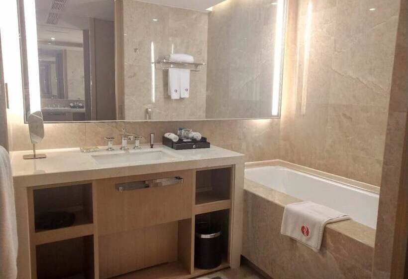 חדר ביזנס, Ramada Plaza Qiandeng Kunshan