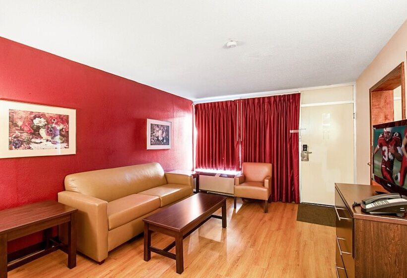 Номер Superior, Red Roof Inn And Suites Battle Creek