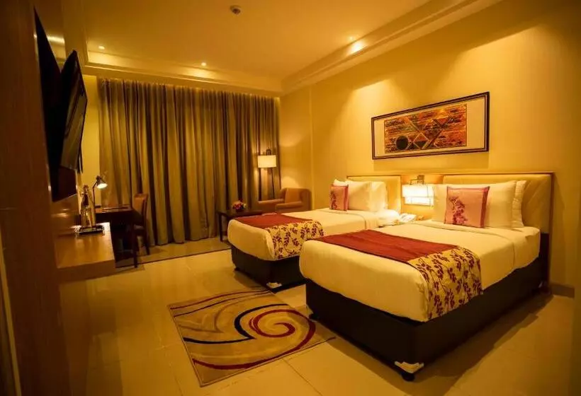 デラックスルーム, Royal Orchid Central Shimoga