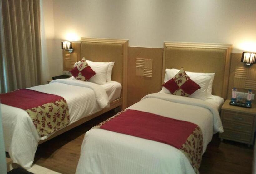 חדר דלוקס, Royal Orchid Central Shimoga