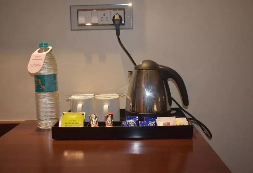 デラックスルーム, Royal Orchid Central Shimoga