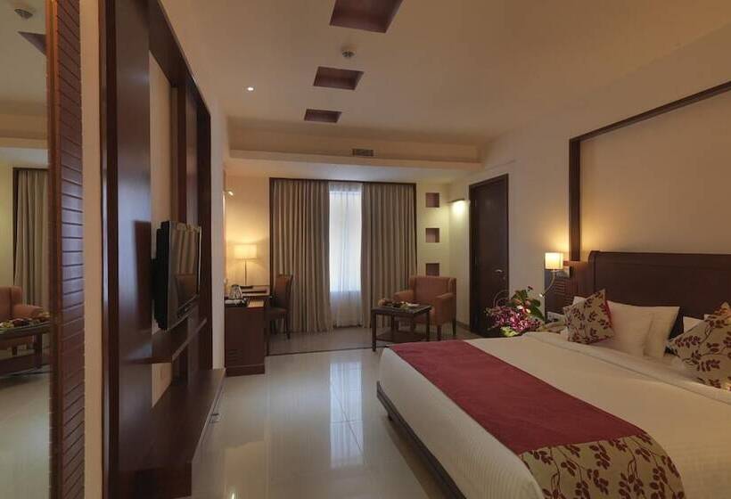 חדר דלוקס, Royal Orchid Central Shimoga