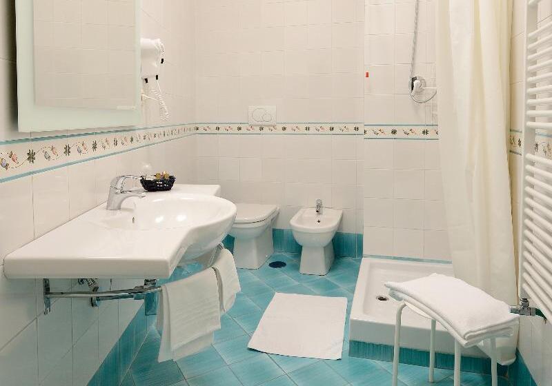 شقة غرفة واحدة مطلة على البحر, Residence Due Torri