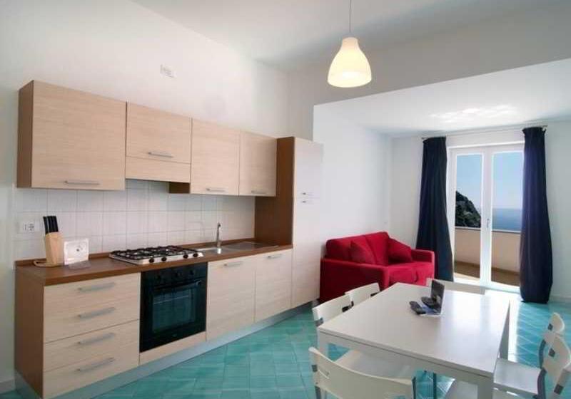 Апартаменты 1 Спальня Вид на Море, Residence Due Torri