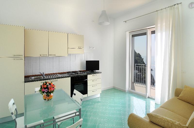 شقة غرفة واحدة مطلة على البحر, Residence Due Torri