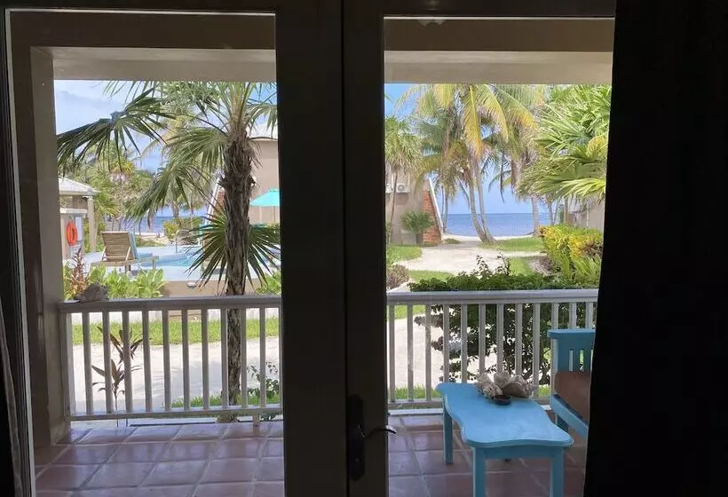 オーシャンビュースーペリアースイート, Sapphire Beach Resort