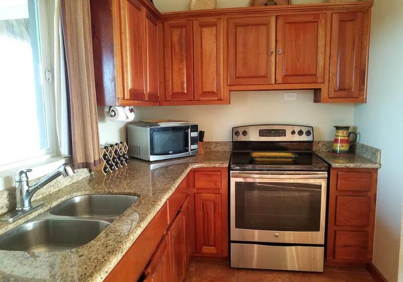 סוויטת 3 חדרי שינה, Sapphire Beach Resort