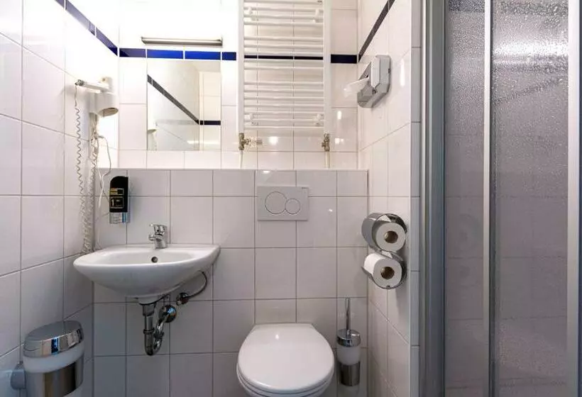 اتاق استاندارد یک نفره, a&o München Laim