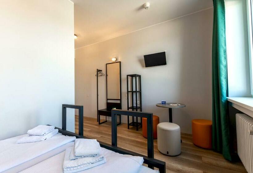 غرفة قياسية, a&o München Laim