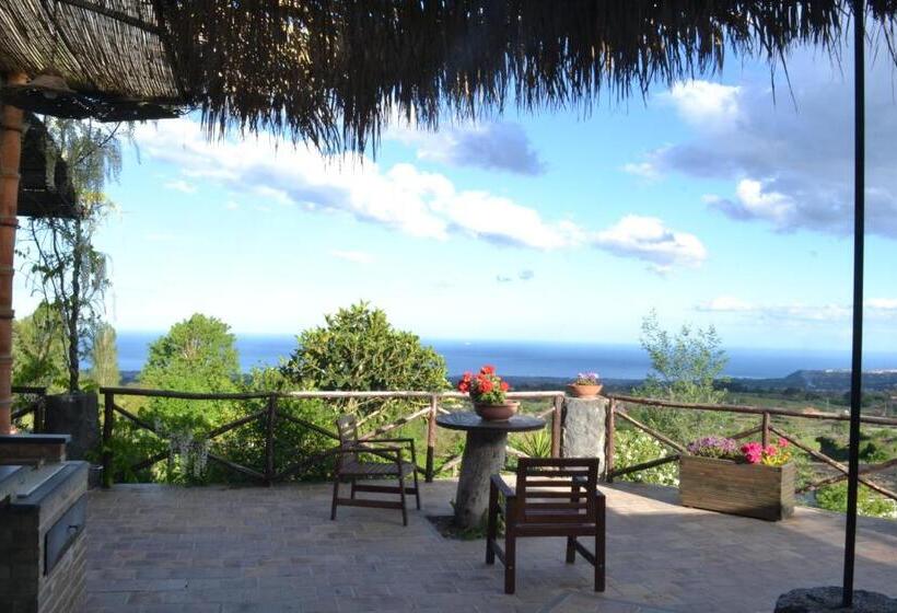 Номер Стандарт Вид на Море с Балконом, Alberto S Mt.etna B&b