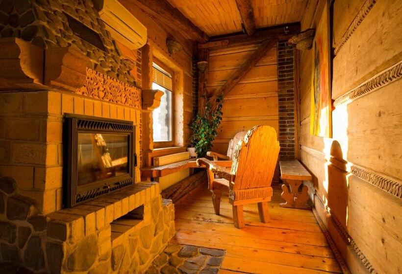 スイート, Aparthotel Stare Miasto