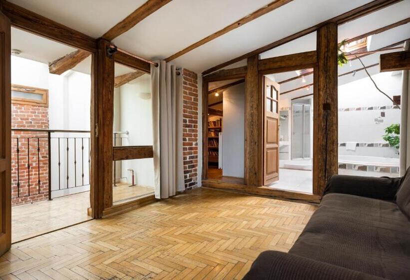 スイート, Aparthotel Stare Miasto