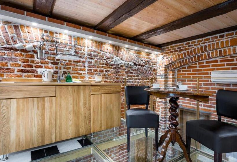 ジュニアスイート, Aparthotel Stare Miasto