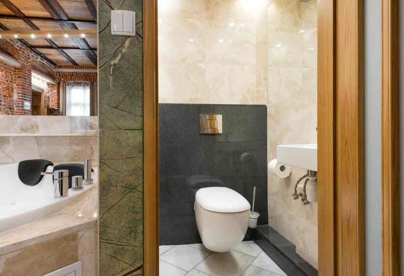 エクゼクティブスイート, Aparthotel Stare Miasto