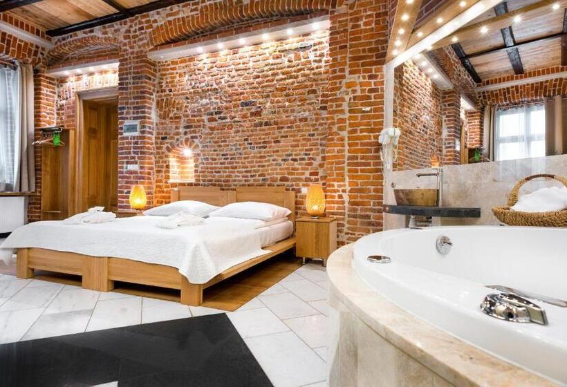 Suíte Executivo, Aparthotel Stare Miasto