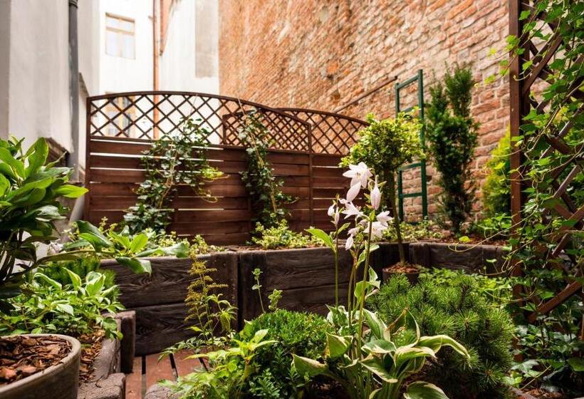 スイート, Aparthotel Stare Miasto