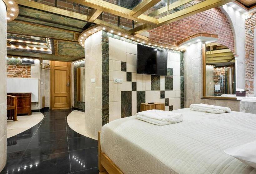 デラックススイート, Aparthotel Stare Miasto