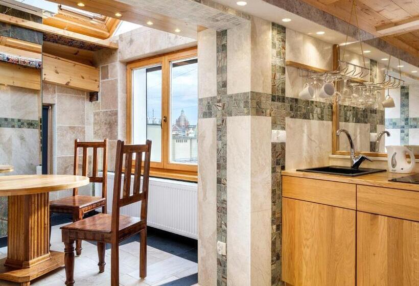 スーペリアースイート, Aparthotel Stare Miasto