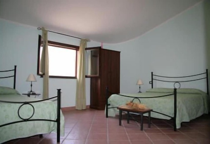 Четырехместный Номер Стандарт, La Porta Dell Etna Nicolosi