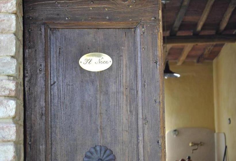 Дом 2 Спальни, Villa Cicolina