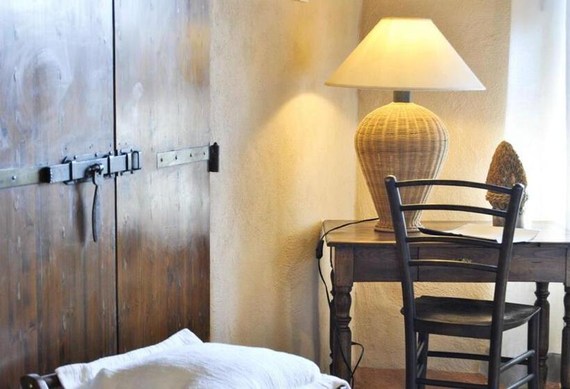 Дом 2 Спальни, Villa Cicolina