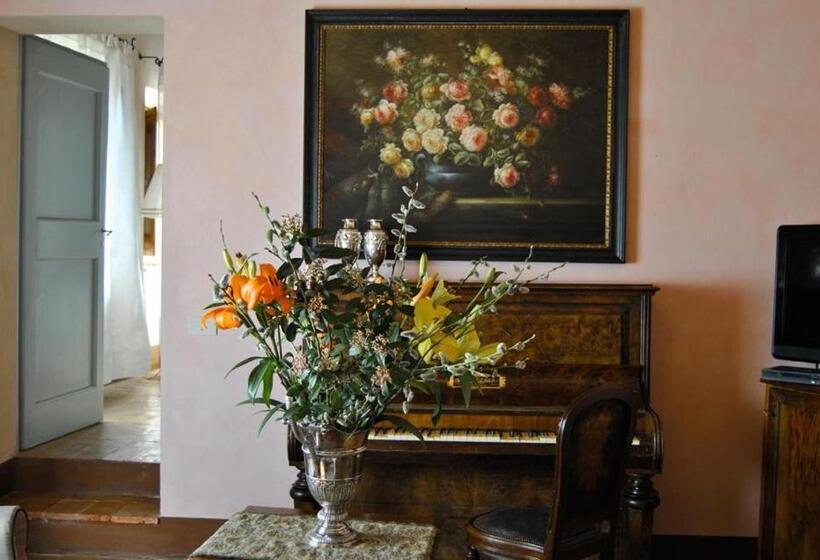 Люкс Сеньор, Villa Cicolina