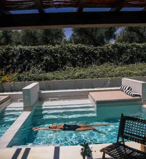 سوییت جونیور, Castelli Hotel Adults Only