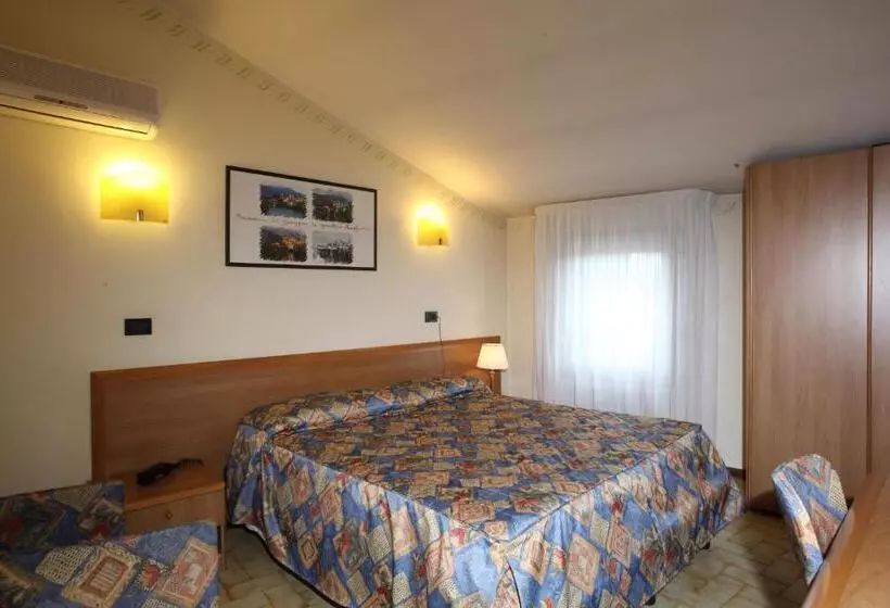 スタンダードルーム, Albergo Alla Campana