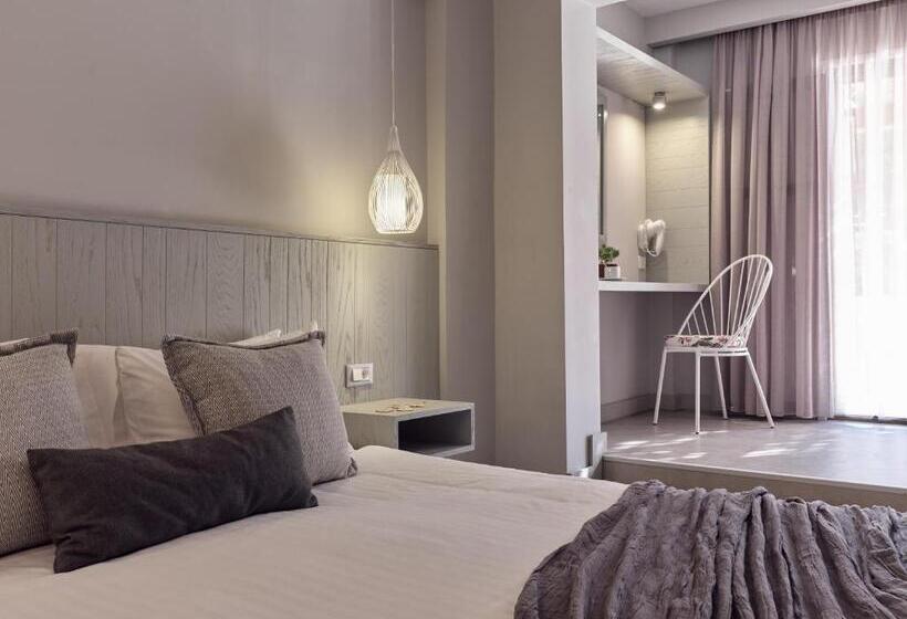 Полулюкс, Castelli Hotel Adults Only
