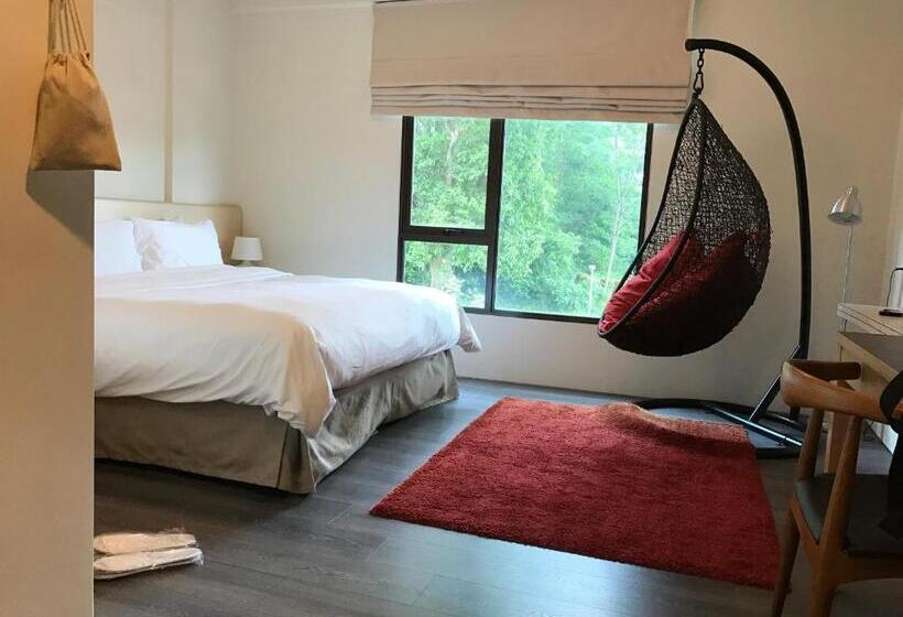 اتاق استاندارد با تخت بزرگ, Changi Cove