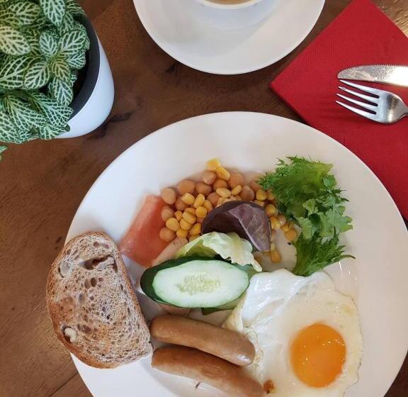 اتاق استاندارد با تخت بزرگ, Changi Cove